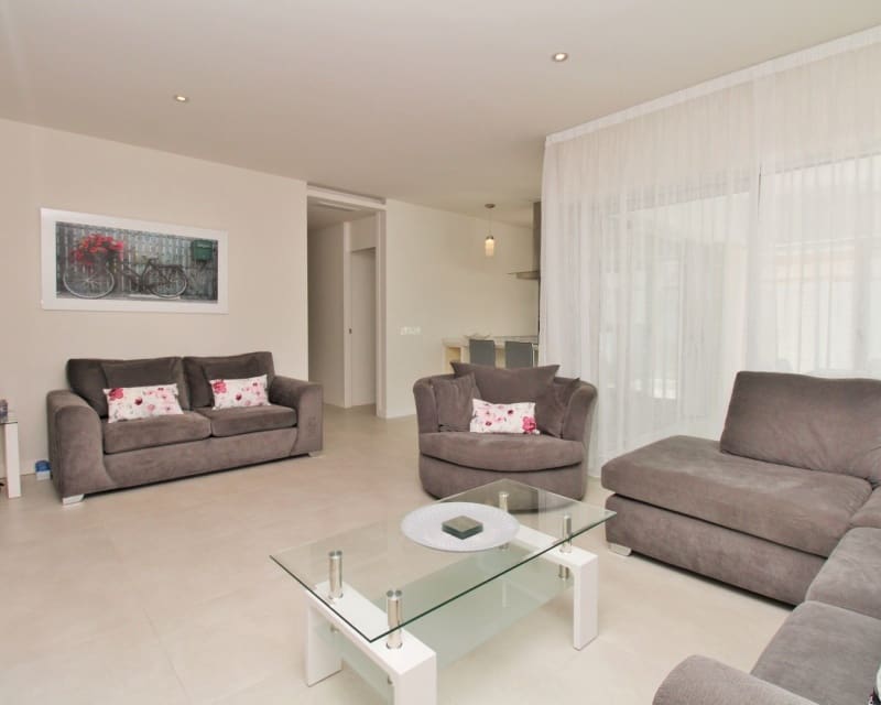2 sovrum Lägenhet till salu i Villamartin med pool - 249 999 € (Ref: 9895478)