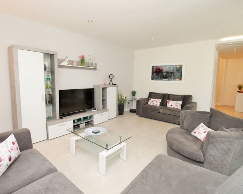 2 sovrum Lägenhet till salu i Villamartin med pool - 249 999 € (Ref: 9895478)