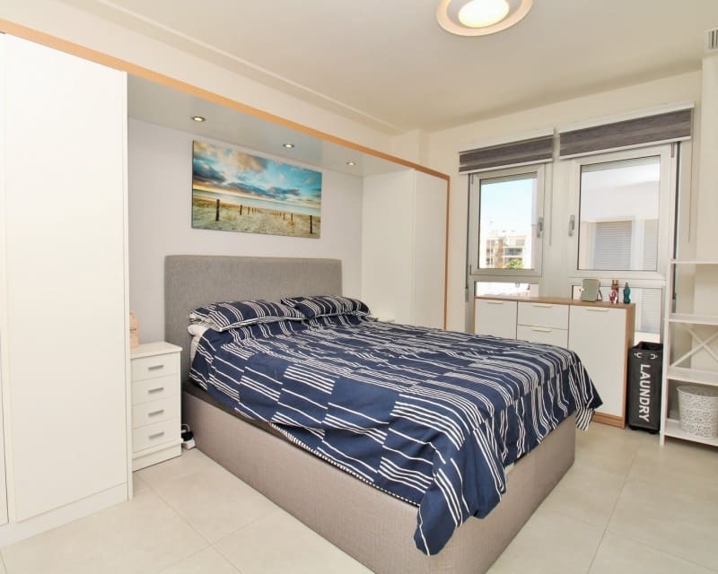 2 sovrum Lägenhet till salu i Villamartin med pool - 249 999 € (Ref: 9895478)