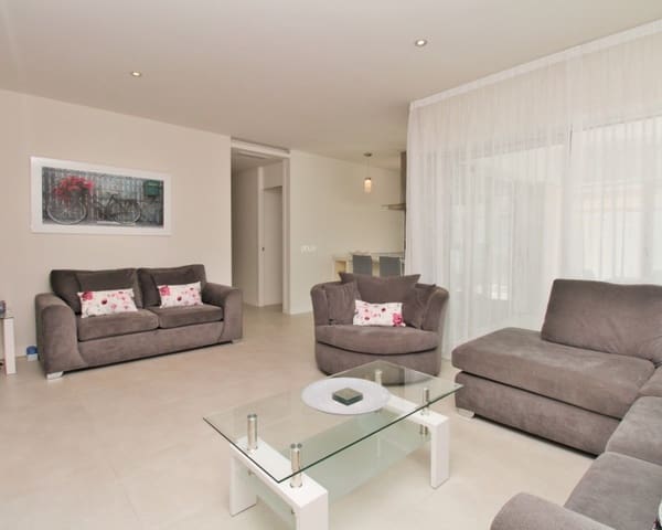 2 soverom Leilighet til salgs i Villamartin, Orihuela med svømmebasseng - € 249 999 (Ref: 9895478)