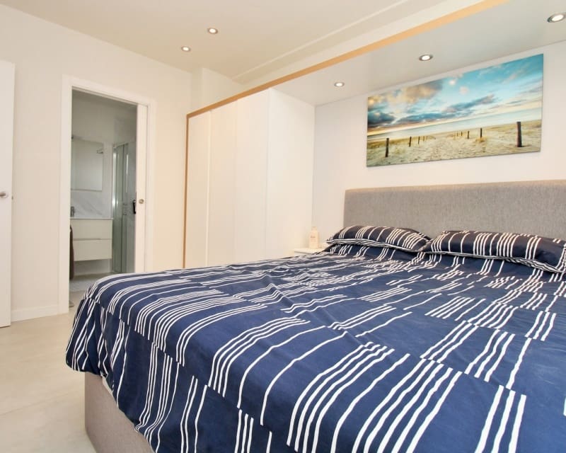 2 sovrum Lägenhet till salu i Villamartin med pool - 249 999 € (Ref: 9895478)