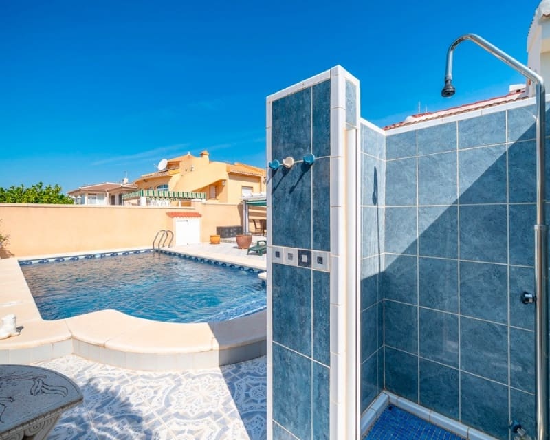 3 makuuhuone Huvila myytävänä paikassa Ciudad Quesada - 399 000 € (Ref: 9895480)