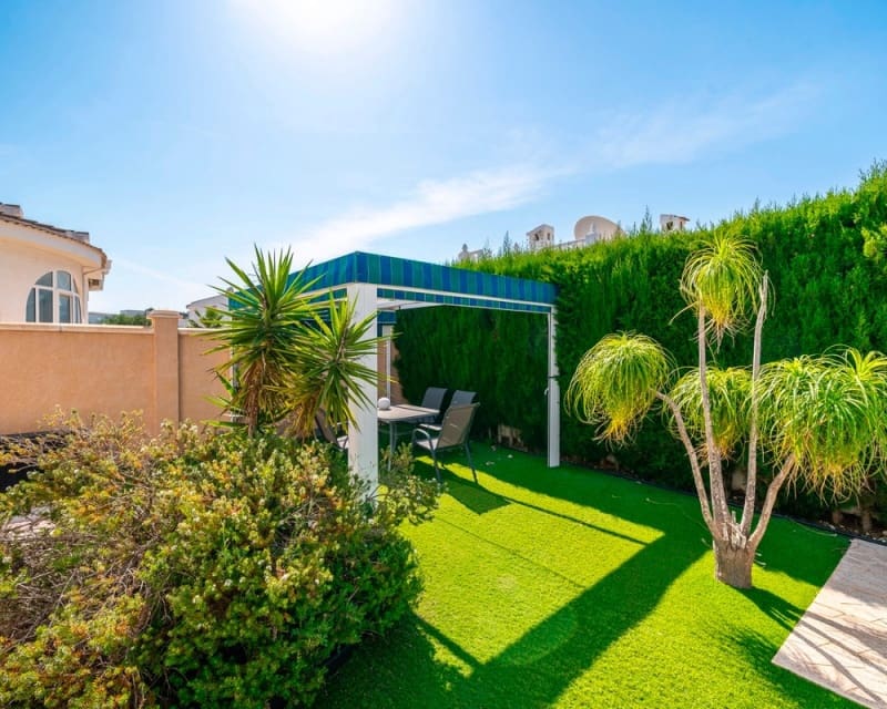 3 makuuhuone Huvila myytävänä paikassa Ciudad Quesada - 399 000 € (Ref: 9895480)