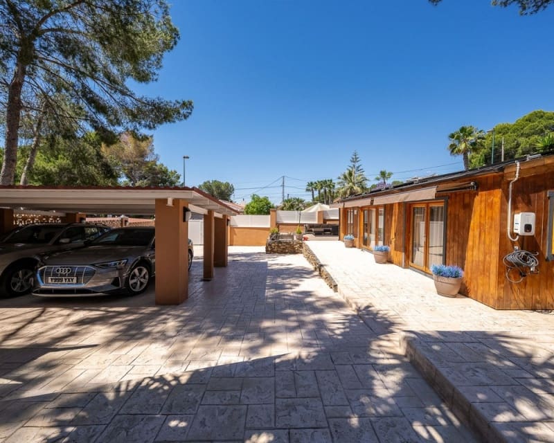 5 soverom Villa til salgs i Pilar de la Horadada - € 499 000 (Ref: 9895481)