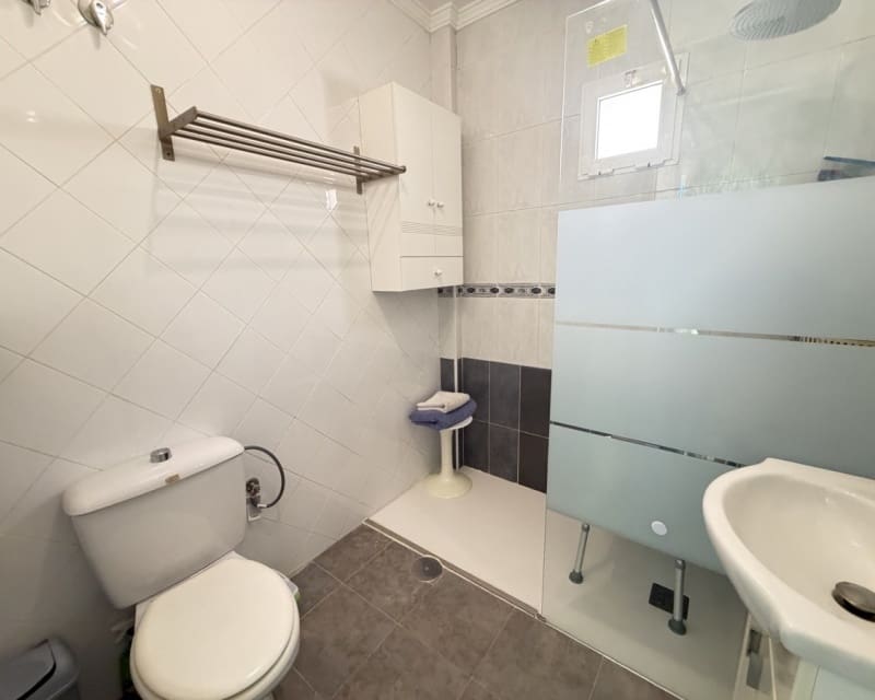 Apartamento de 3 habitaciones en La Zenia en venta con piscina - 188.500 € (Ref: 9895482)