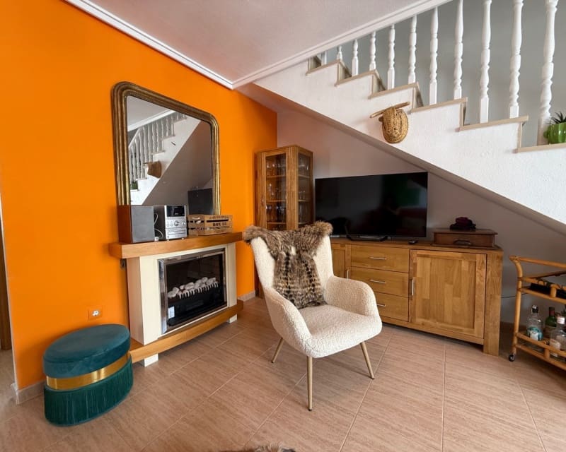 2 bedroom Villa for sale in La Marquesa with pool - € 177,000 (Ref: 9895483)