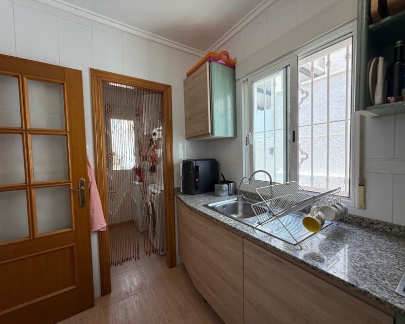 2 bedroom Villa for sale in La Marquesa with pool - € 177,000 (Ref: 9895483)