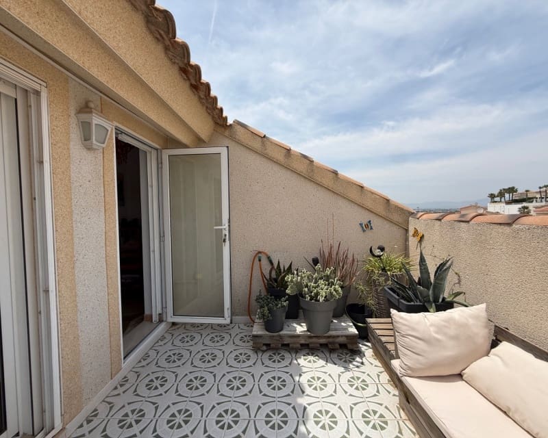 2 bedroom Villa for sale in La Marquesa with pool - € 177,000 (Ref: 9895483)
