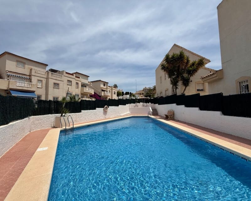 2 bedroom Villa for sale in La Marquesa with pool - € 177,000 (Ref: 9895483)