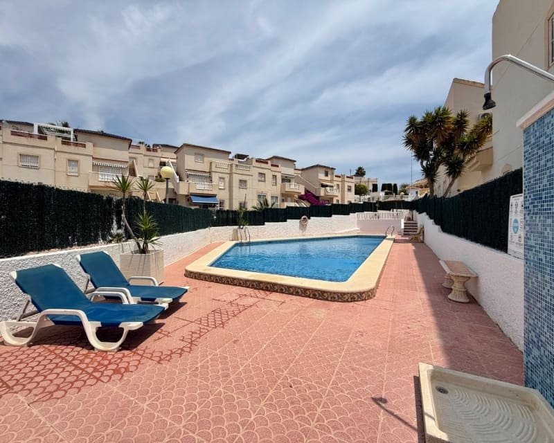 2 bedroom Villa for sale in La Marquesa with pool - € 177,000 (Ref: 9895483)