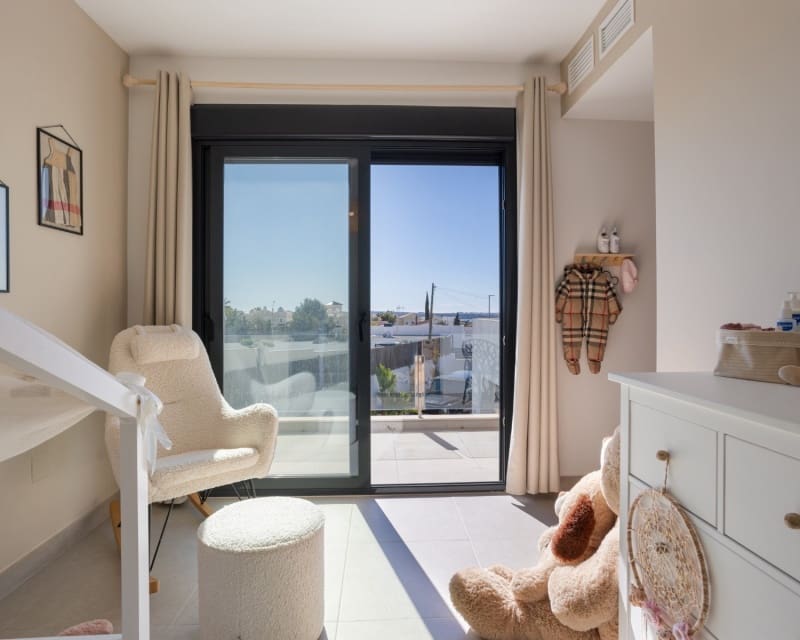 4 sypialnia Willa na sprzedaż w Ciudad Quesada z basenem - 669 000 € (Ref: 9895486)