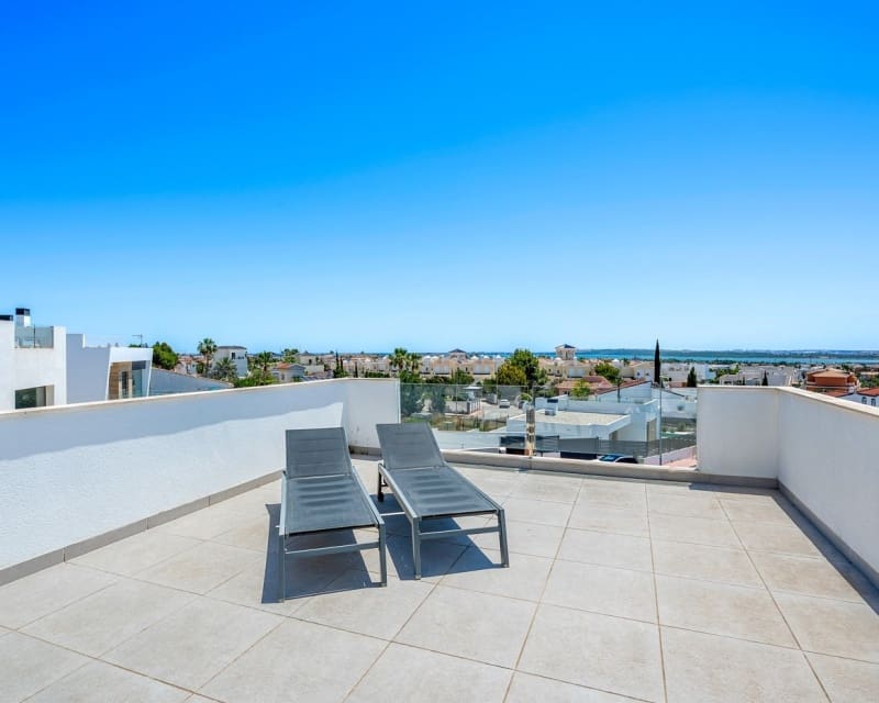 4 sypialnia Willa na sprzedaż w Ciudad Quesada z basenem - 669 000 € (Ref: 9895486)