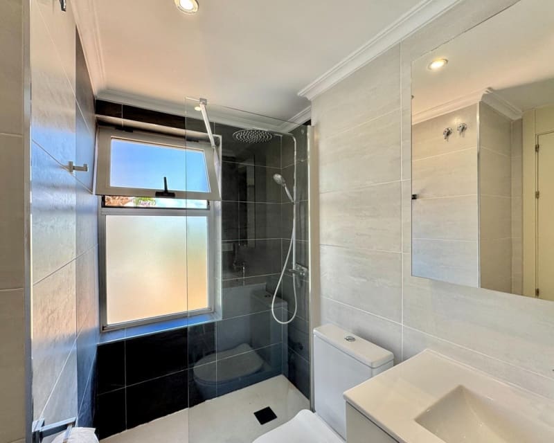 2 soveværelse Lejlighed til salg i Orihuela Costa med swimmingpool - € 229.950 (Ref: 9895488)
