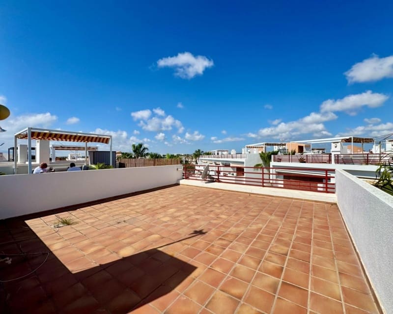 2 soveværelse Lejlighed til salg i Orihuela Costa med swimmingpool - € 229.950 (Ref: 9895488)