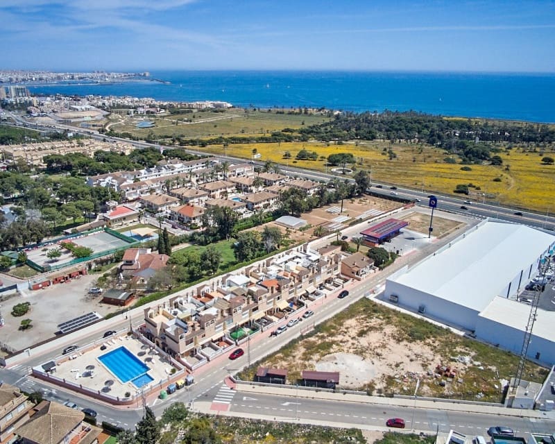 1 quarto Apartamento para venda em Punta Prima com piscina - 135 000 € (Ref: 9895489)