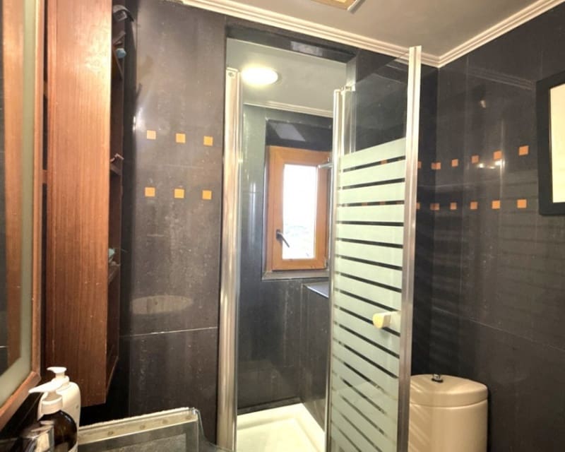 1 Zimmer Apartment zu verkaufen in Torrevieja - 119.000 € (Ref: 9895491)