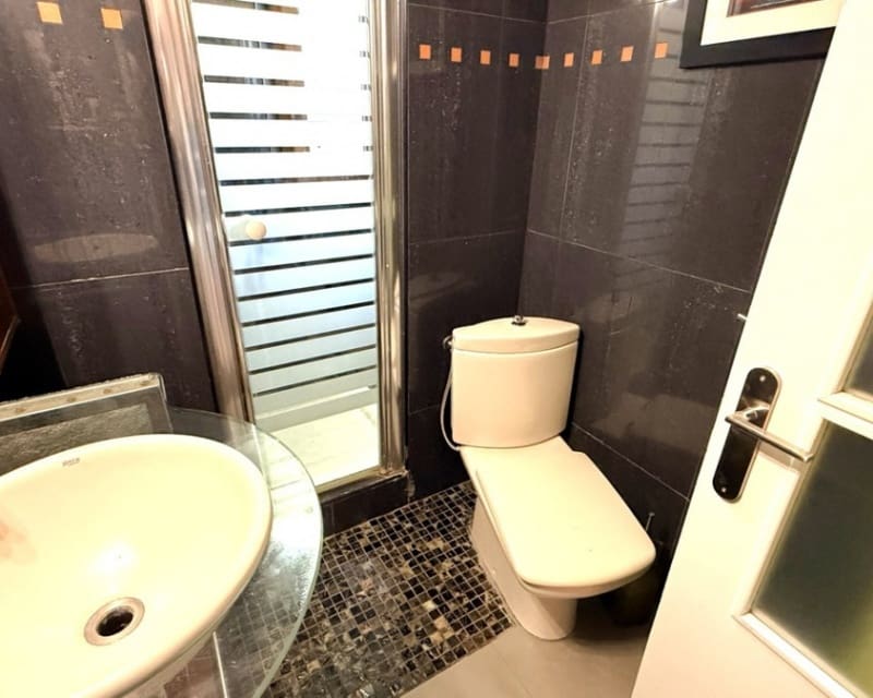 1 Zimmer Apartment zu verkaufen in Torrevieja - 119.000 € (Ref: 9895491)
