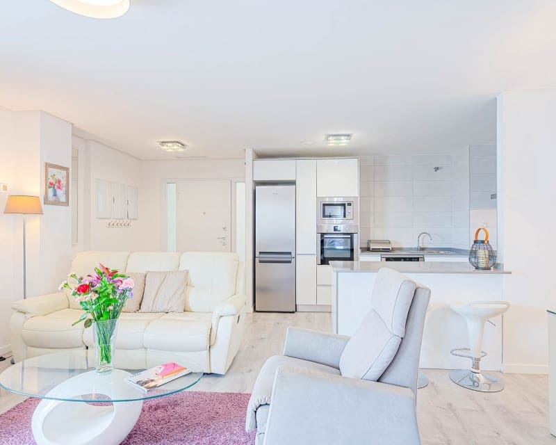 2 soveværelse Lejlighed til salg i Villamartin med swimmingpool - € 275.000 (Ref: 9895494)