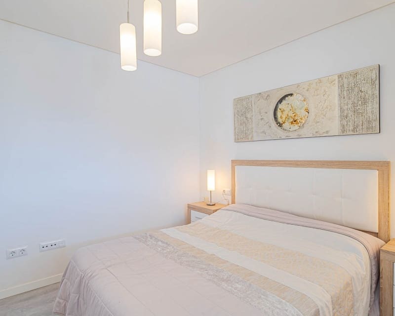 2 soveværelse Lejlighed til salg i Villamartin med swimmingpool - € 275.000 (Ref: 9895494)