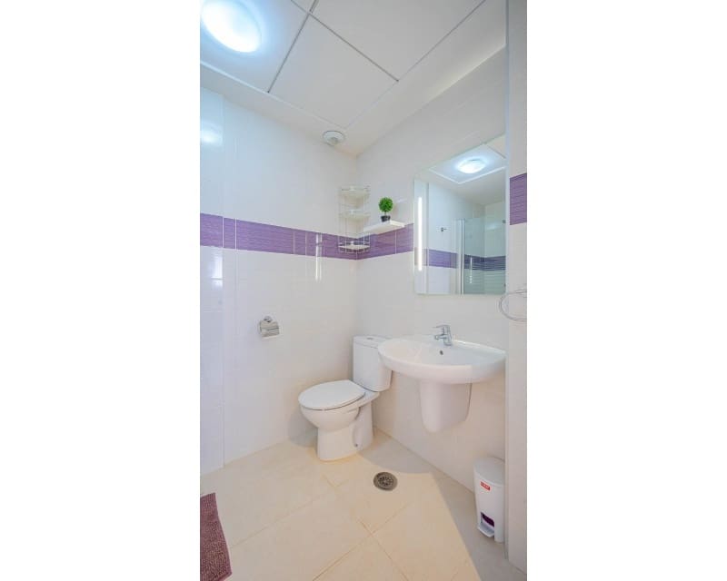 2 soveværelse Lejlighed til salg i Villamartin med swimmingpool - € 275.000 (Ref: 9895494)