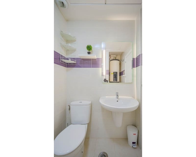 2 soveværelse Lejlighed til salg i Villamartin med swimmingpool - € 275.000 (Ref: 9895494)