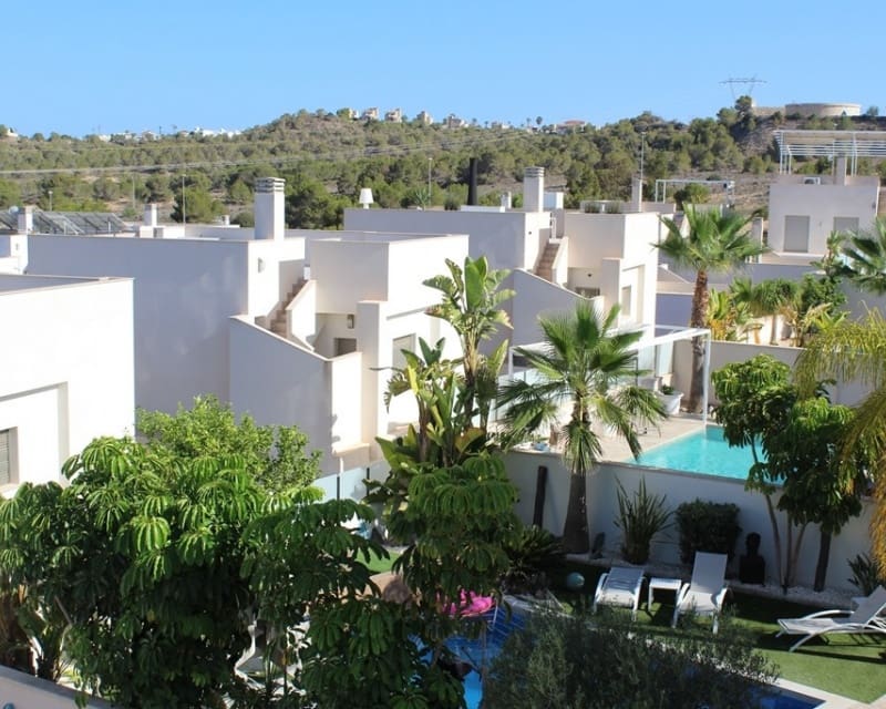 3 bedroom Villa for sale in San Miguel de Salinas with pool - € 429,000 (Ref: 9895495)