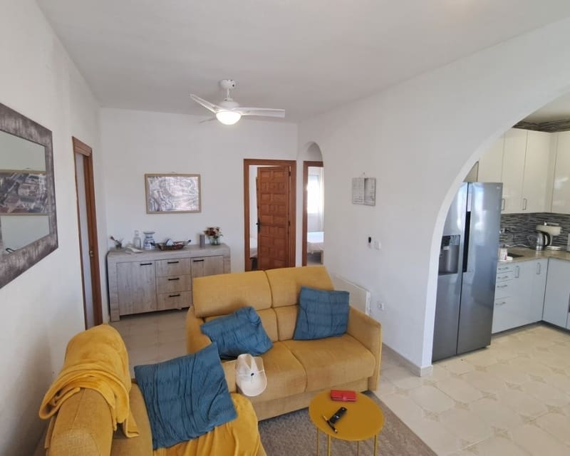 3 soverom Villa til salgs i Villamartin med svømmebasseng - € 350 000 (Ref: 9895496)