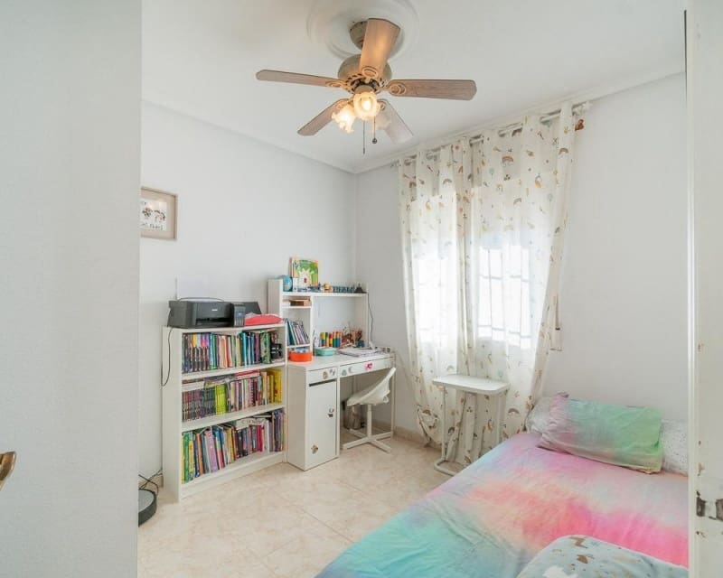 3 bedroom Townhouse for sale in Playa Flamenca with pool - € 229,000 (Ref: 9895498)