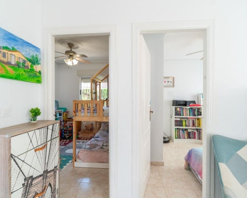 3 bedroom Townhouse for sale in Playa Flamenca with pool - € 229,000 (Ref: 9895498)