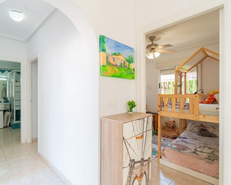 3 bedroom Townhouse for sale in Playa Flamenca with pool - € 229,000 (Ref: 9895498)