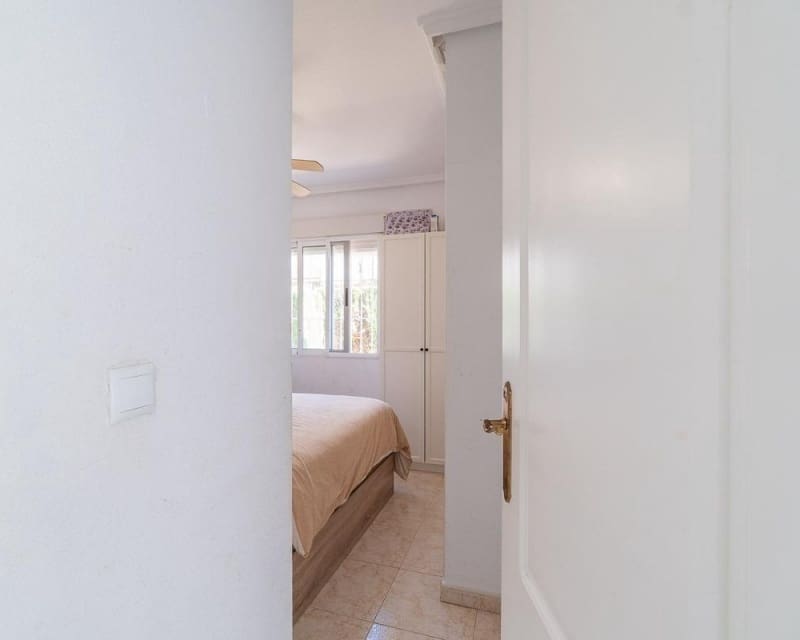 3 bedroom Townhouse for sale in Playa Flamenca with pool - € 229,000 (Ref: 9895498)
