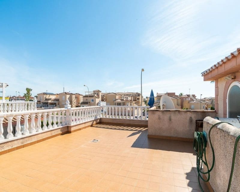 3 bedroom Townhouse for sale in Playa Flamenca with pool - € 229,000 (Ref: 9895498)