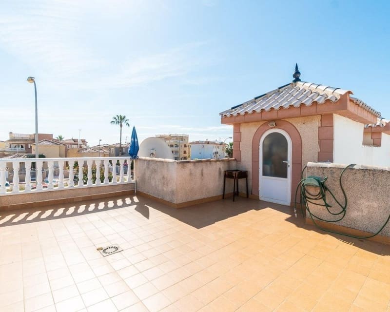 3 bedroom Townhouse for sale in Playa Flamenca with pool - € 229,000 (Ref: 9895498)