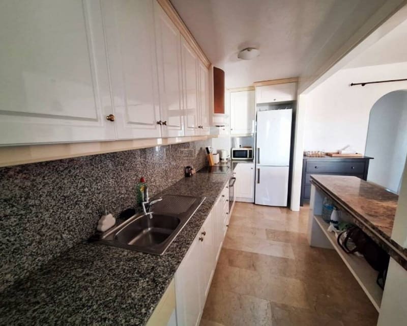 3 soveværelse Lejlighed til salg i Villamartin med swimmingpool - € 249.000 (Ref: 9895500)