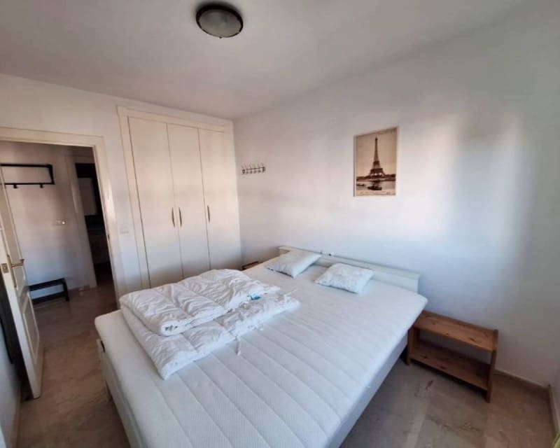 3 soveværelse Lejlighed til salg i Villamartin med swimmingpool - € 249.000 (Ref: 9895500)