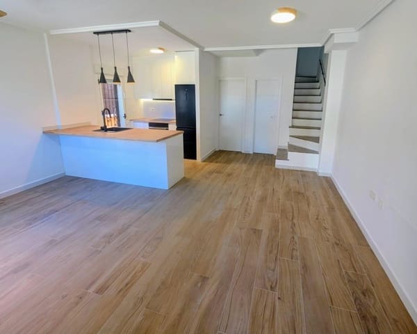 3 Zimmer Villa zu verkaufen in Los Altos mit Pool - 259.000 € (Ref: 9895507)