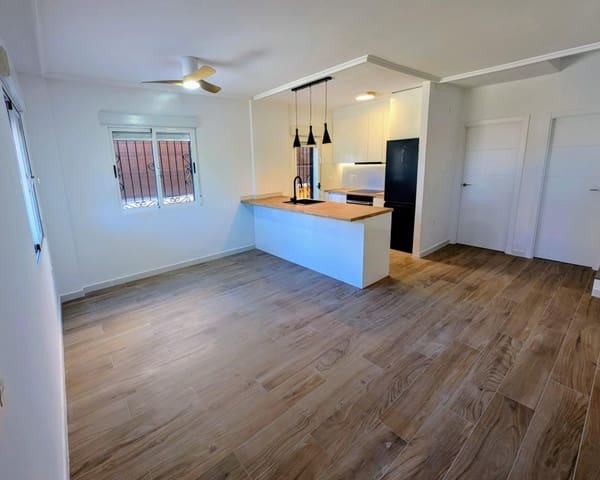 3 Zimmer Villa zu verkaufen in Los Altos mit Pool - 259.000 € (Ref: 9895507)