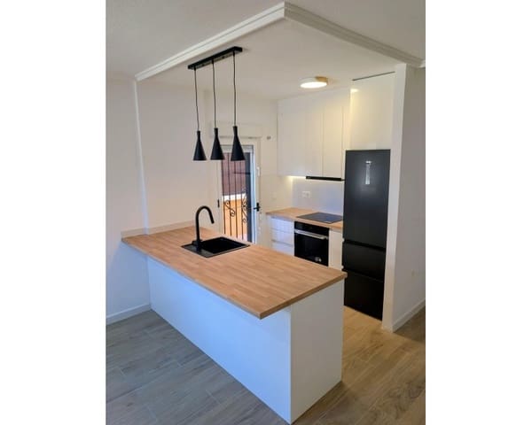 3 Zimmer Villa zu verkaufen in Los Altos mit Pool - 259.000 € (Ref: 9895507)