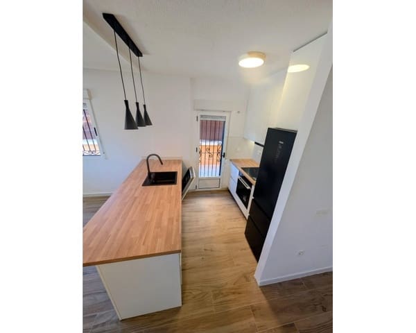 3 Zimmer Villa zu verkaufen in Los Altos mit Pool - 259.000 € (Ref: 9895507)