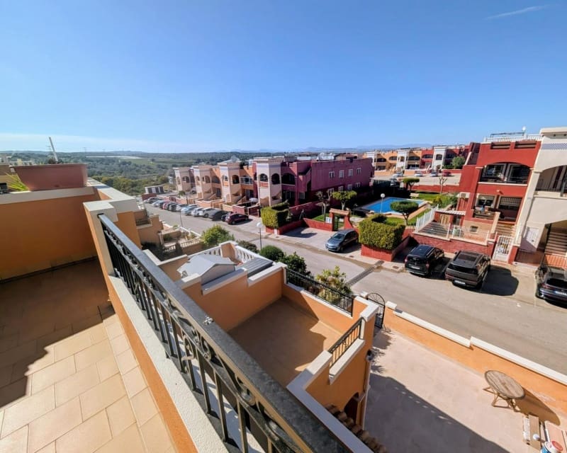 3 Zimmer Villa zu verkaufen in Los Altos mit Pool - 259.000 € (Ref: 9895507)