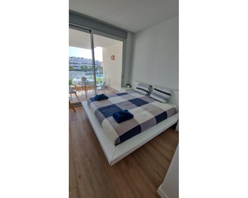 2 soveværelse Lejlighed til salg i Villamartin med swimmingpool - € 279.000 (Ref: 9895508)