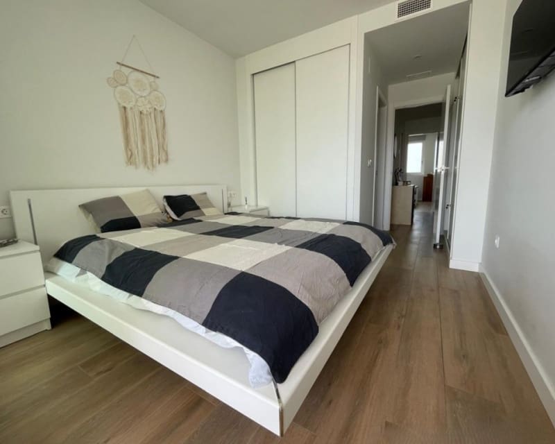 2 soveværelse Lejlighed til salg i Villamartin med swimmingpool - € 279.000 (Ref: 9895508)