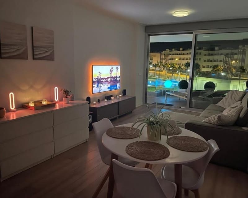 2 soveværelse Lejlighed til salg i Villamartin med swimmingpool - € 279.000 (Ref: 9895508)