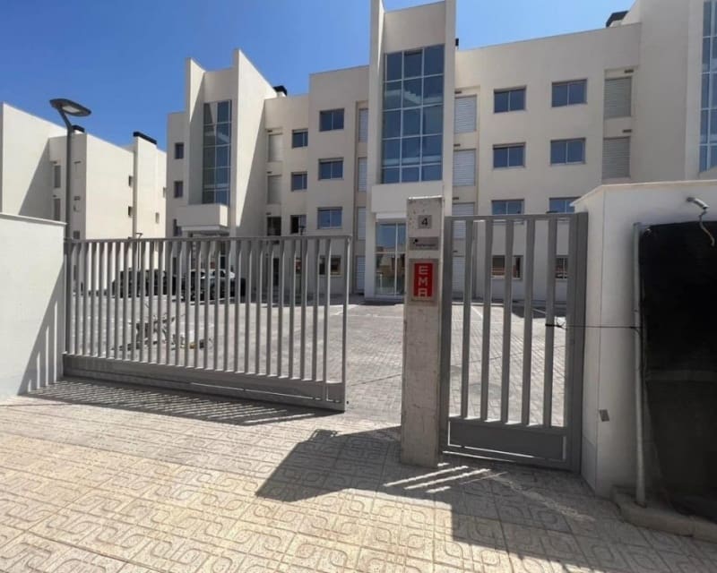 2 soveværelse Lejlighed til salg i Villamartin med swimmingpool - € 279.000 (Ref: 9895508)