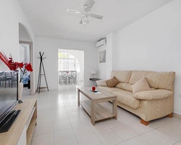 Apartamento de 2 habitaciones en Playa de los Náufragos, Torrevieja en venta con piscina - 139.500 € (Ref: 9895511)