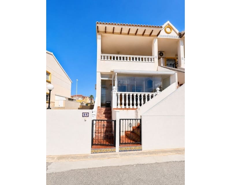 2 makuuhuone Huoneisto myytävänä paikassa Cabo Roig mukana uima-altaan - 164 995 € (Ref: 9895512)