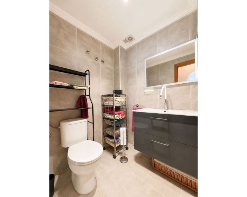 2 makuuhuone Huoneisto myytävänä paikassa Cabo Roig mukana uima-altaan - 164 995 € (Ref: 9895512)