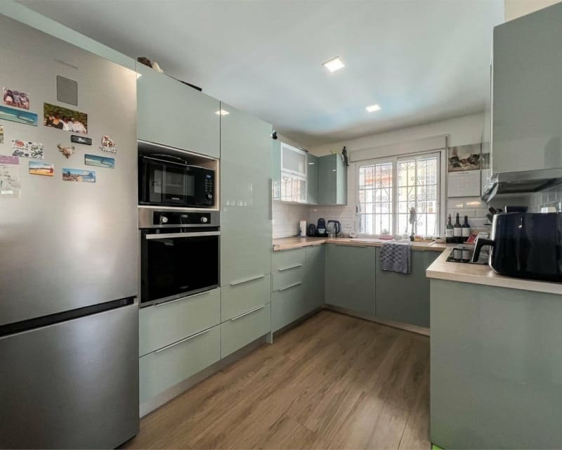 2 slaapkamer Huis te koop in Villamartin met zwembad - € 279.900 (Ref: 9895513)