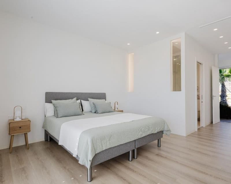 5 soverom Villa til salgs i Las Colinas Golf med svømmebasseng - € 2 700 000 (Ref: 9895516)