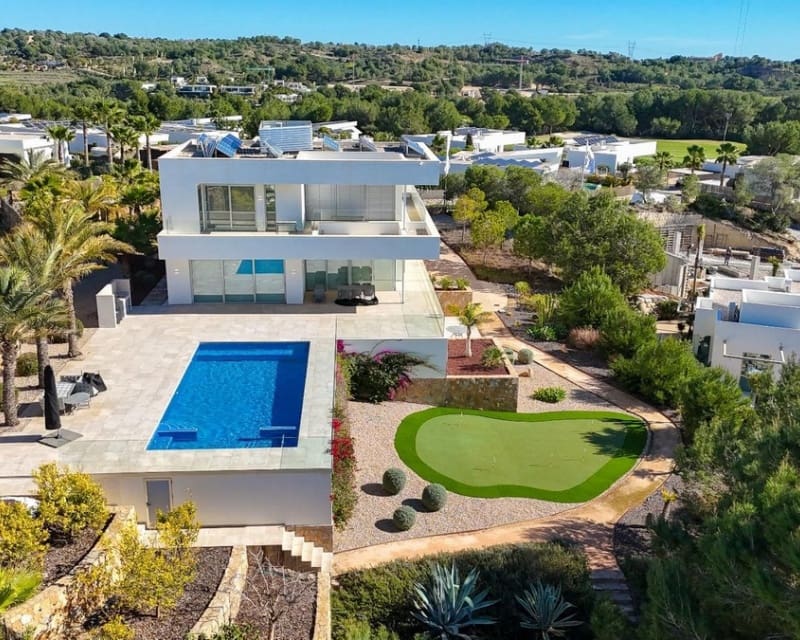 5 soverom Villa til salgs i Las Colinas Golf med svømmebasseng - € 2 700 000 (Ref: 9895516)
